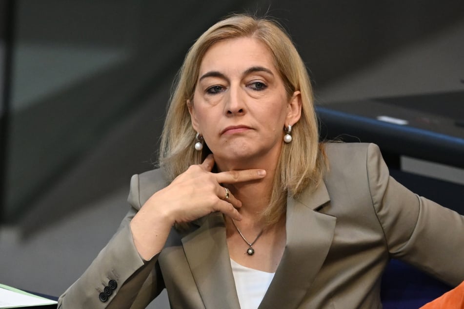 Laut Bundesgesundheitsministerin Nina Warken (47, CDU) führt kein Weg an der Reform vorbei.