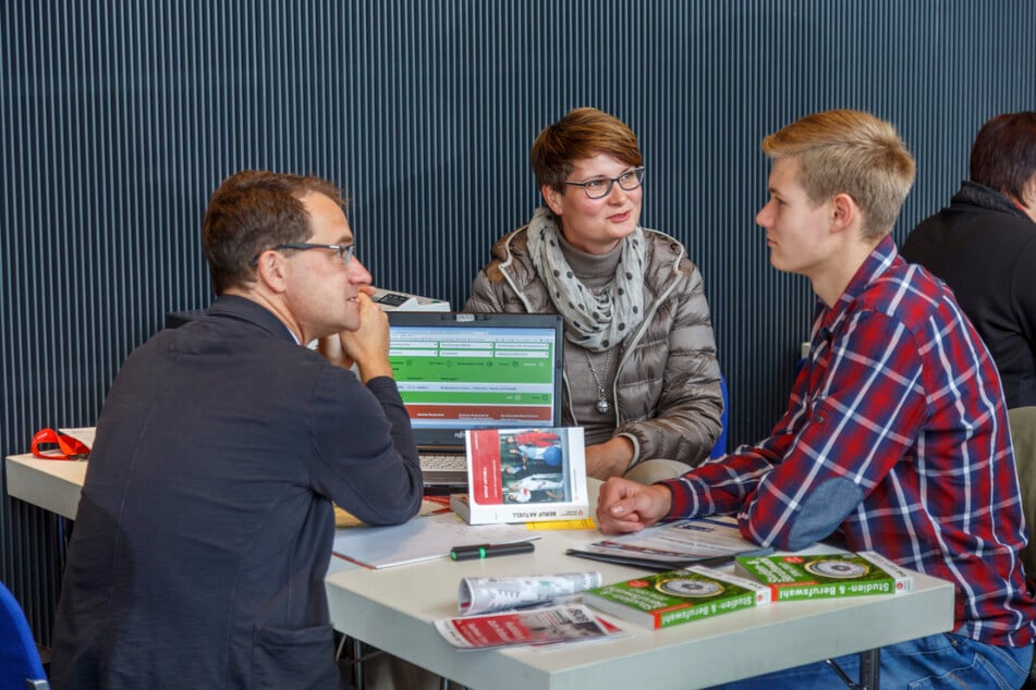 60 Unternehmen aus verschiedenen Branchen suchen in Großenhain engagierten Nachwuchs.