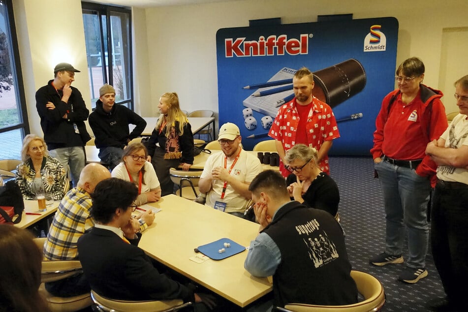 Die zweite Sächsische Kniffel-Meisterschaft fand im Aktiv Sporthotel in Pirna statt.