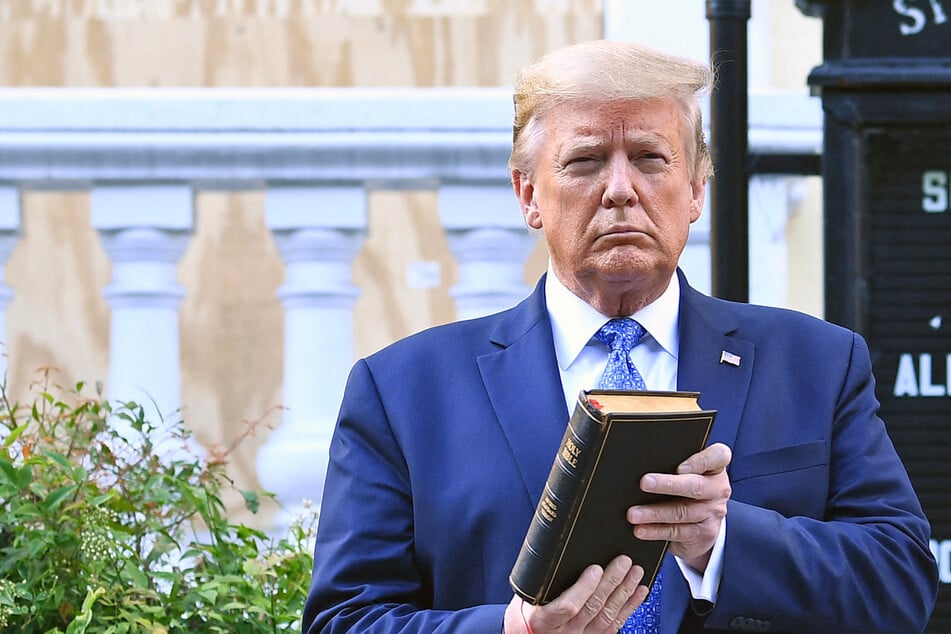 Trump to deliver full Bible reading as Pope feud and AI Jesus backlash continues