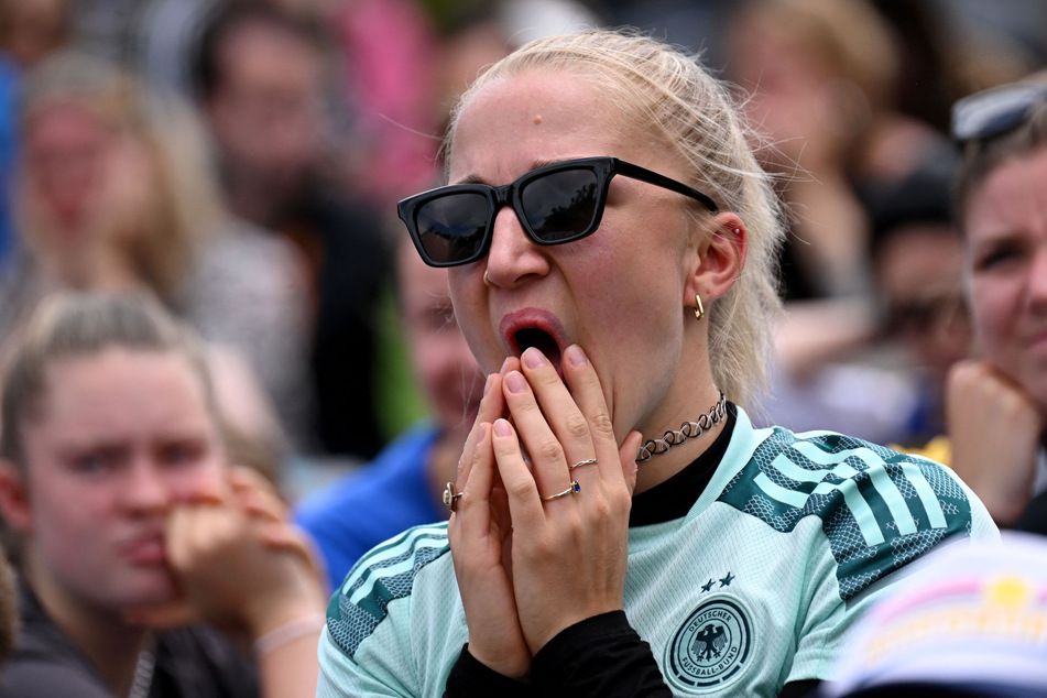 Die mitgereisten Fans der deutschen Nationalmannschaft dürften nach dem Vorrunden-Aus bedient sein. (Symbolbild)