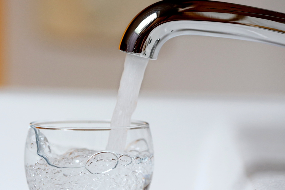 15 Liter pro Tag und Einwohner: Trinkwasser wäre im Notfall streng rationiert.