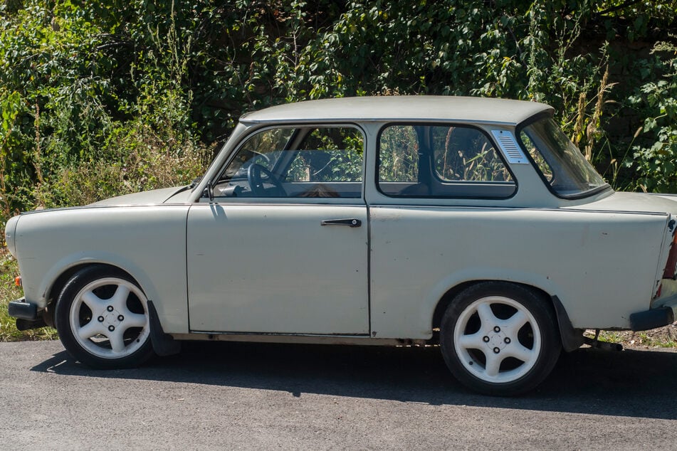 Der 76-jährige Trabant-Fahrer stellte sich schließlich der Polizei. (Symbolbild)
