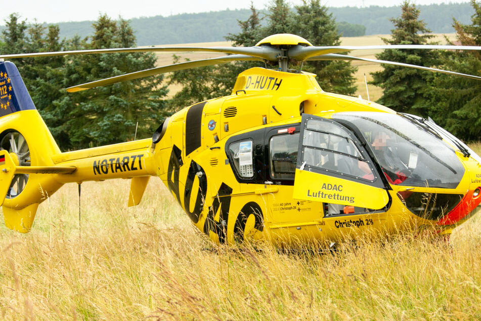 Unfall mit einer schwer verletzten Frau: Der Rettungshubschrauber "Christoph 28" kam zum Einsatz!