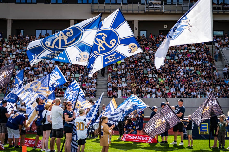 Macht den Heimvorteil spürbar! Die Monarchs freuen sich auf Eure tatkräftige Unterstützung in den PlayOffs.