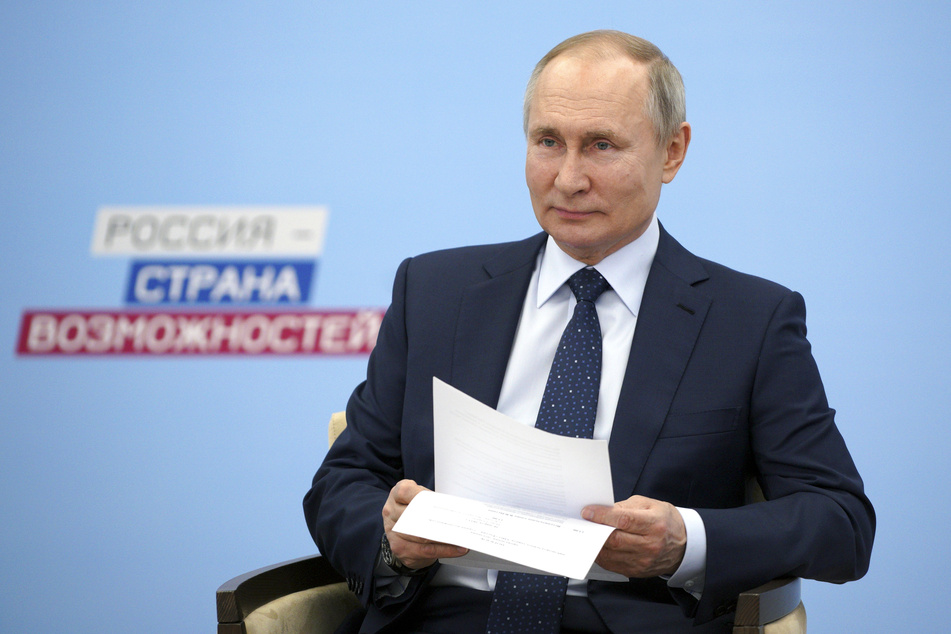 Wladimir Putin (68), Präsident von Russland, hat seine Landsleute zum Impfen aufgerufen.
