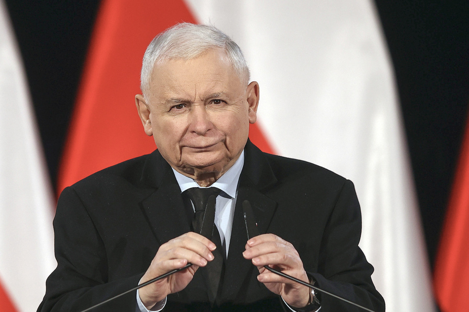 Polens Polit-Urgestein Jaroslaw Kaczynski (73) verweist auf die Pflicht, die Interessen der eigenen Bürger zu schützen.