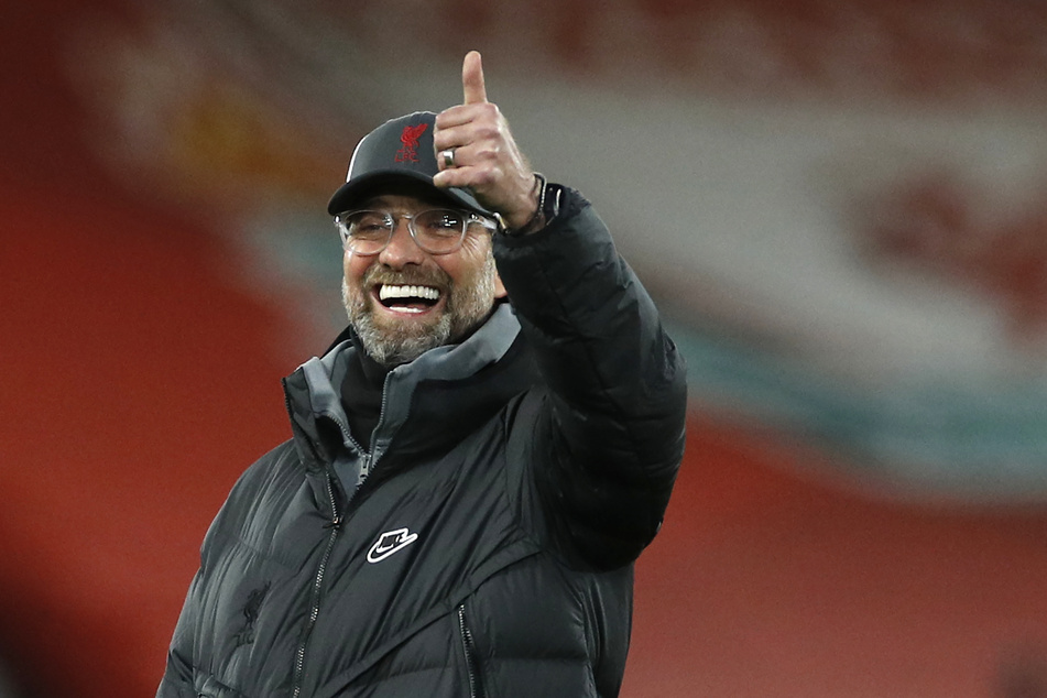 Liverpool-Coach Jürgen Klopp (53) imponiert HSV-Trainer Daniel Thioune mit seiner Art. (Archivfoto)