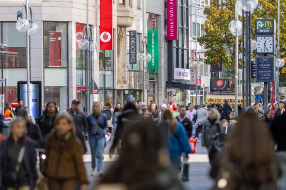 Anders als hier wird die Kölner Schildergasse an Allerheiligen wesentlich leerer sein.