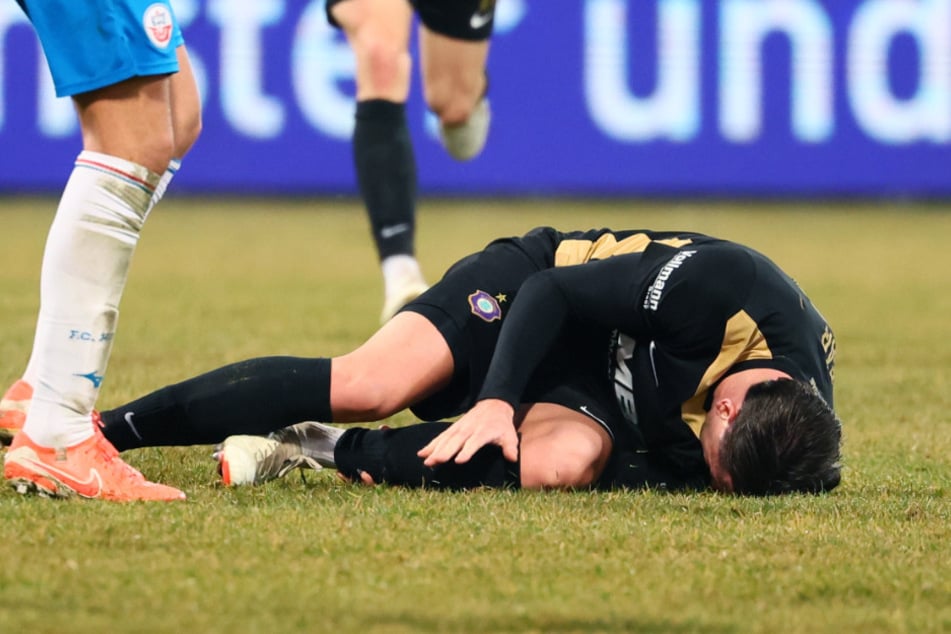 Im März riss sich Marcel Bär (33) die Achillessehne und fiel für mehrere Monate aus. Am Samstag stand er endlich wieder in der Startelf der Veilchen.