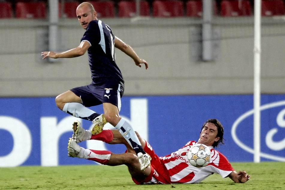 Mit seinem langjährigen Klub Olympiakos Piräus sammelte Antzas (r.) zahlreiche Titel.