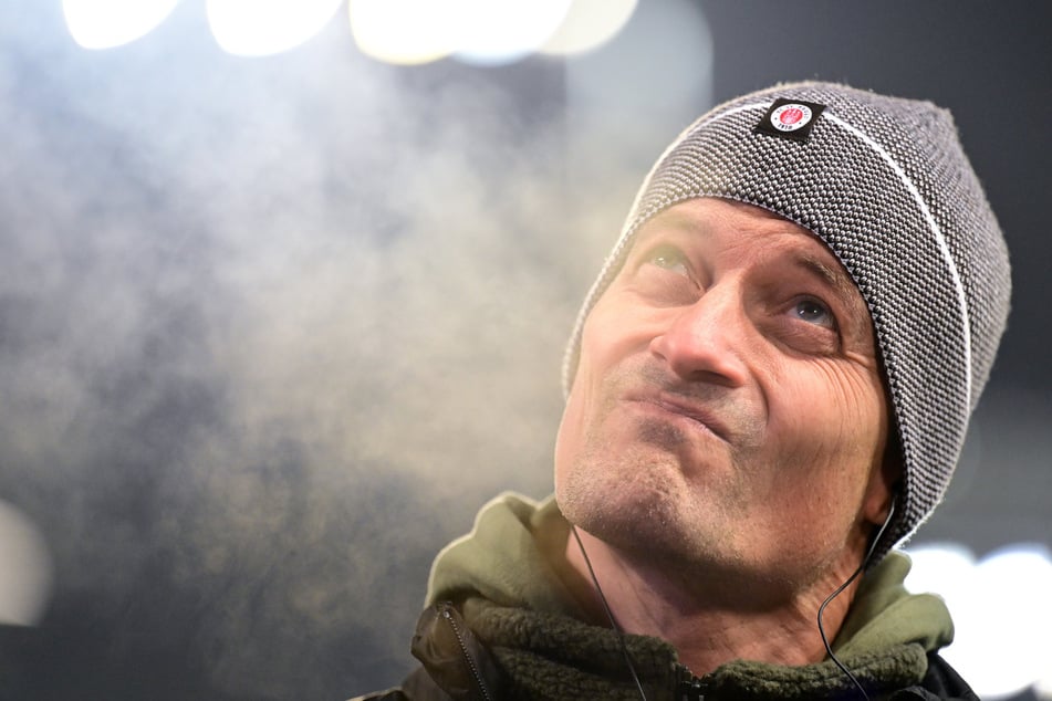 St. Paulis Trainer Alexander Blessin (52) hatte sich von seiner Mannschaft ein anderes Auftreten erhofft.