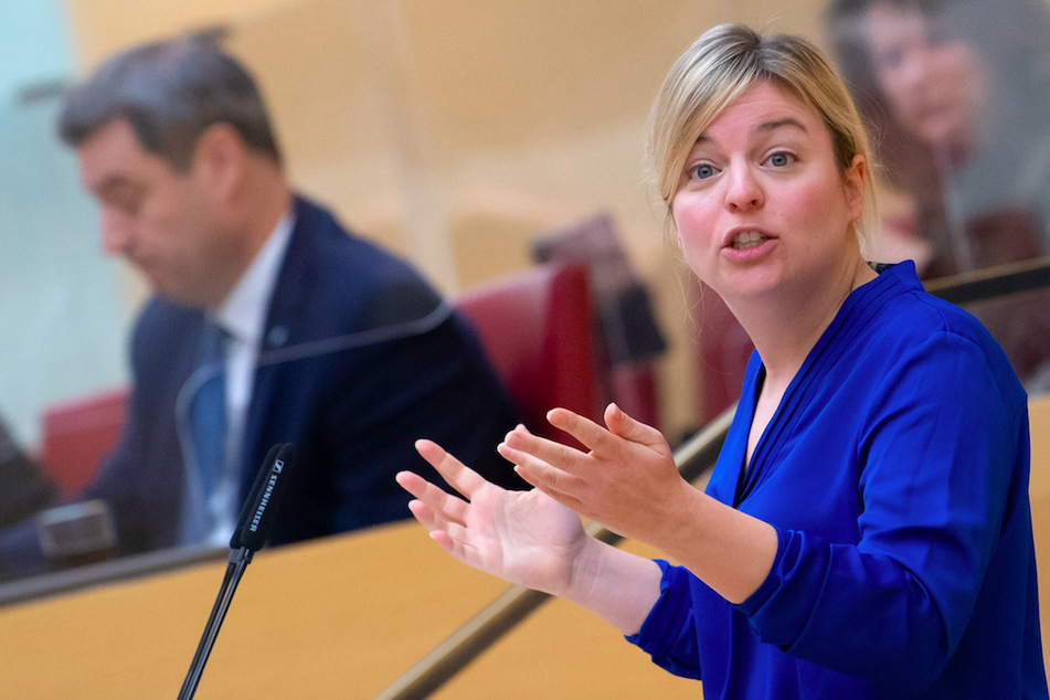 Katharina Schulze (35), Fraktionsvorsitzende von Bündnis 90/Die Grünen im bayerischen Landtag, spricht im bayerischen Landtag während einer Plenarsitzung.