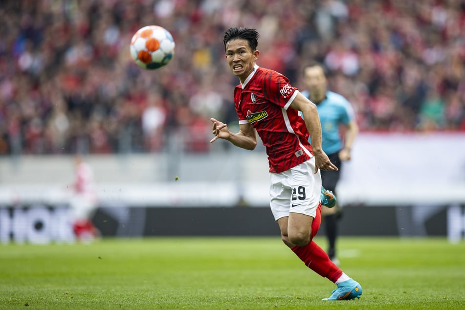 Wooyeong Jeong (23) vom SC Freiburg trägt in der kommenden Saison das Trikot der Stuttgarter.