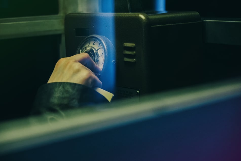 Einbrecher haben aus einem Indoor-Freizeitpark einen Tresor gestohlen. (Symbolbild)