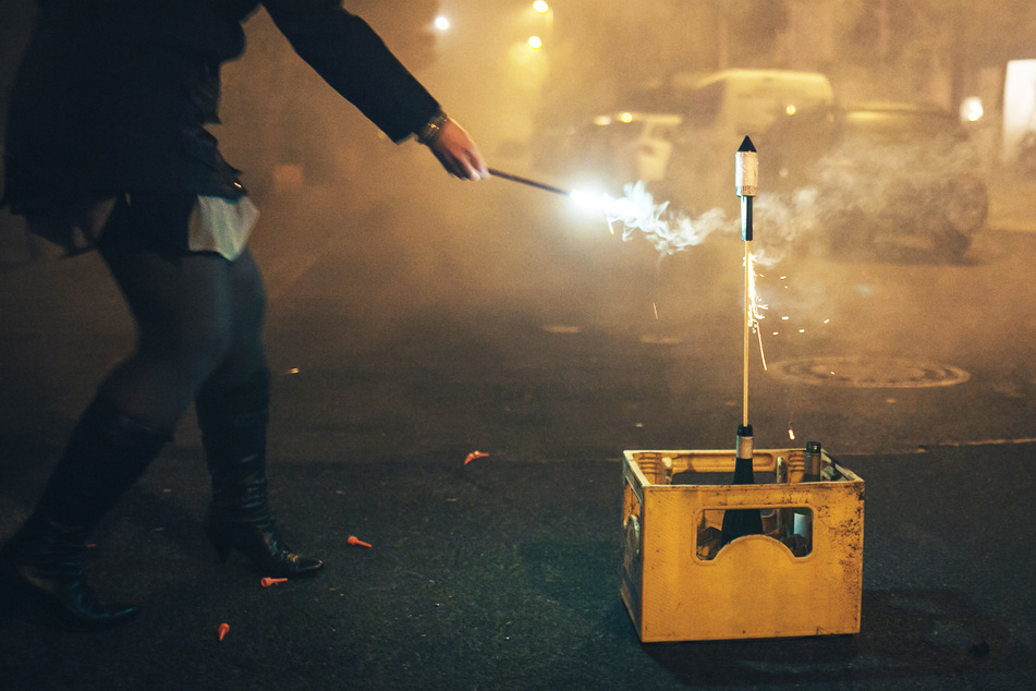 Feuerwerk explodiert in Menschenmenge: Zwei Tote, darunter ein Kind!