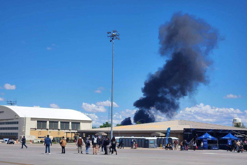 Rescue crews respond to a crash during the Gunfighter Skies Air Show at Idaho s Mountain Home Air Force Base on May 17, 2026.