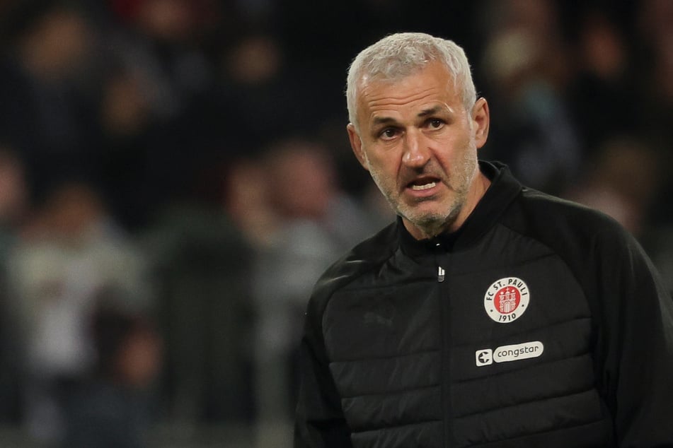 Co-Trainer Peter Nemeth (53) sah in der Nachspielzeit die Rote Karte.