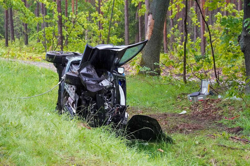 Nahe Rietschen kam am Samstagnachmittag ein 40-Jähriger in seinem Renault ums Leben.