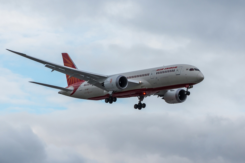 Eine halbe Stunde nach ihrem Start musste eine Maschine der "Air India" wegen eines Notfalls wieder umdrehen. (Symbolbild)