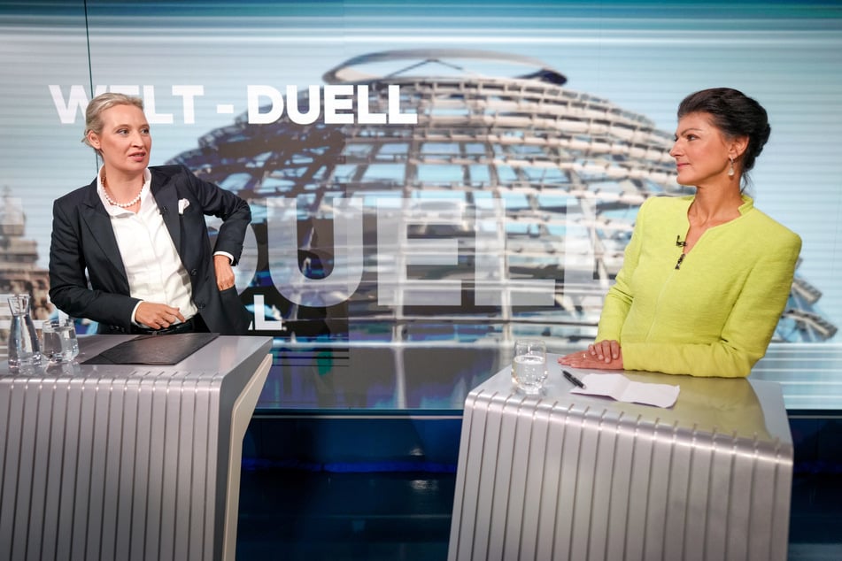 Alice Weidel (45, l.) und Sahra Wagenknecht (55) traten beim TV-Sender "WELT" zum direkten Duell an.