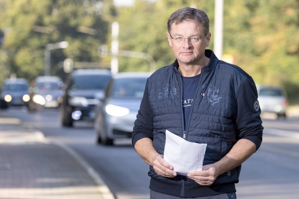 Holger Zastrow (55, Team Zastrow) ärgert sich über die neuen E-Mopeds und fordert andere Parkregelungen.