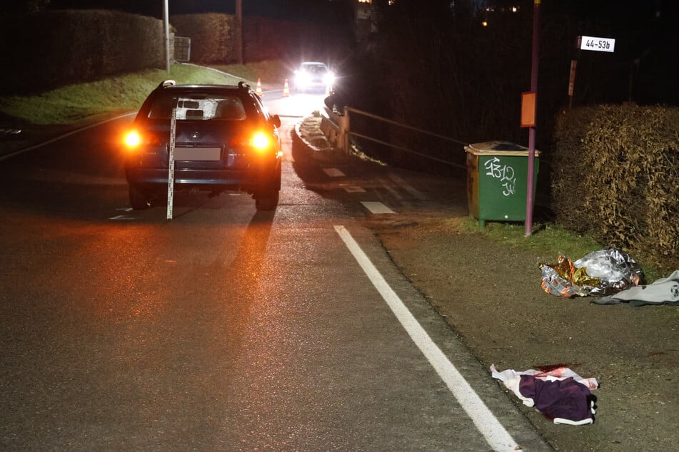 Die Hartensteiner Straße musste für die Unfallaufnahme voll gesperrt werden.