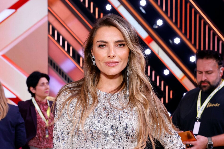 Sophia Thomalla (36) ist um 20.15 Uhr bei "Mario Barth deckt auf" Patin für den Skandal rund um den Zwickauer Superknast.