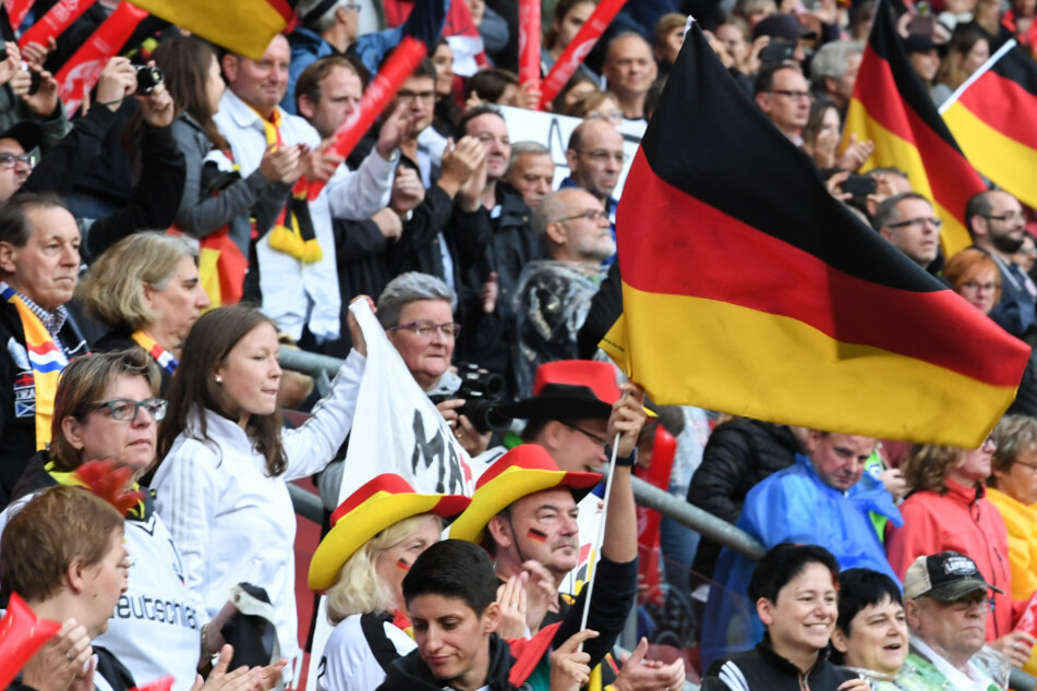 Frauen-WM 2027: Deutschland bewirbt sich mit vier Städten!