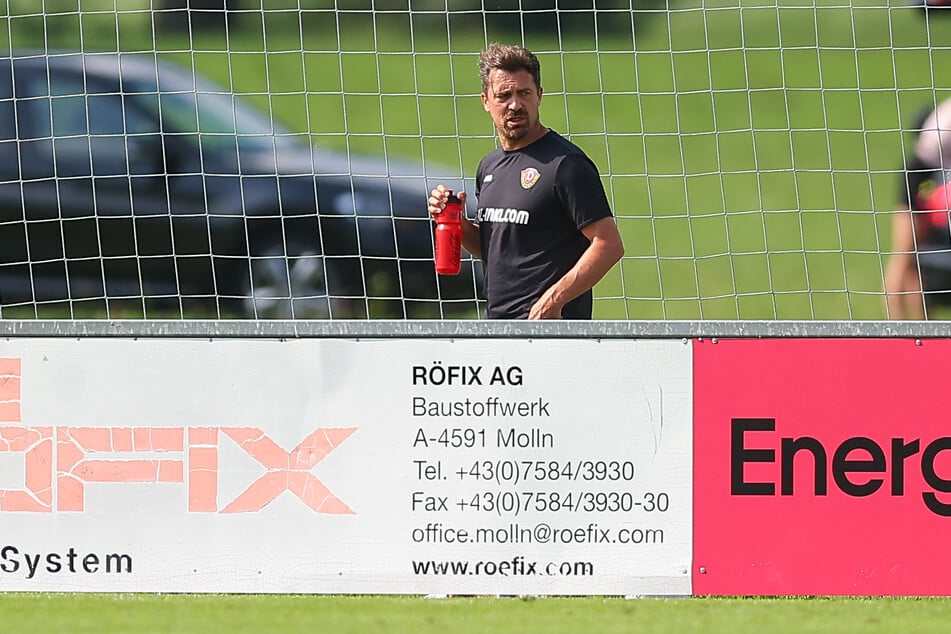 Thomas Stamm (42) musste nach seiner ersten Roten Karte den Platz verlassen.