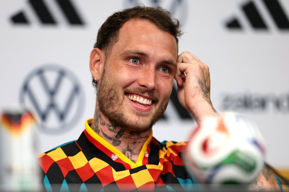David Raum (28) sieht das DFB-Team nicht mehr in der Favoritenrolle, traut ihm aber dennoch viel zu.