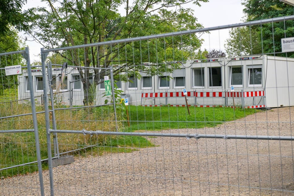 Die Container-Siedlung nahe der Kesselsdorfer Straße ist fast vollständig belegt.