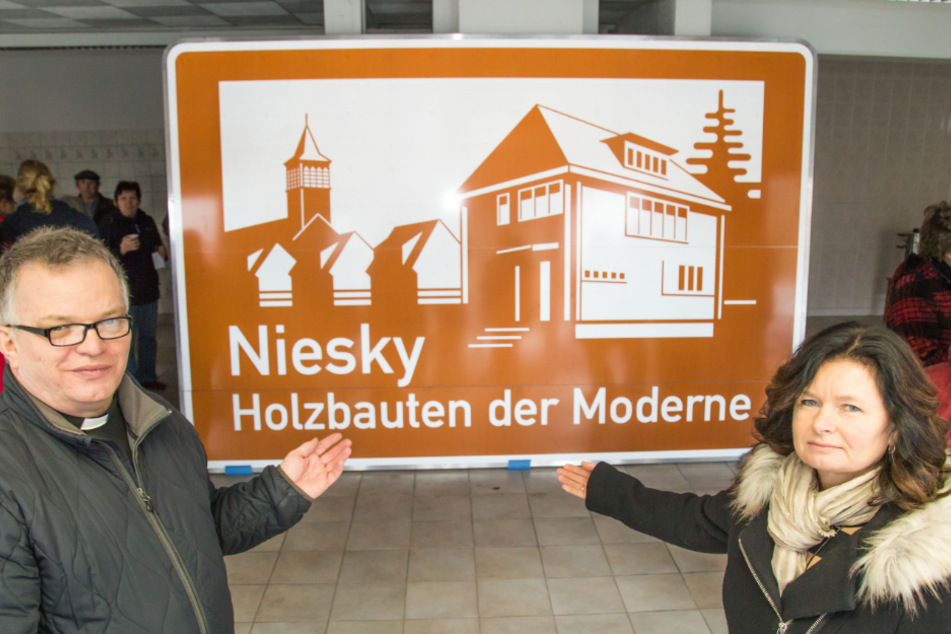 Dresden: Niesky hebt die Fertighaus-Pioniere aufs Schild