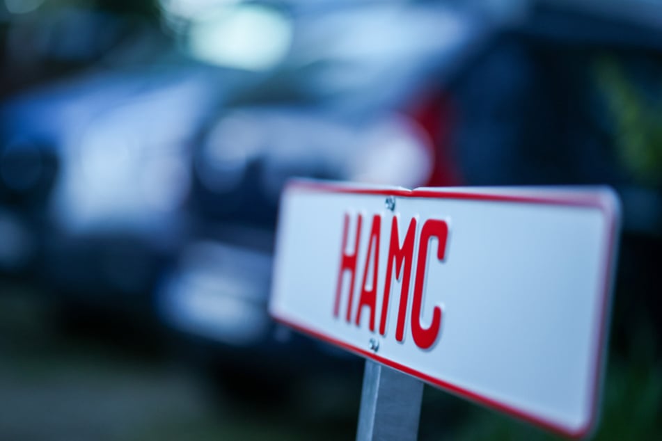 Bei der Razzia soll unter anderem der "Hells Angels Motorcycle Club" in Leverkusen aufgelöst worden sein.