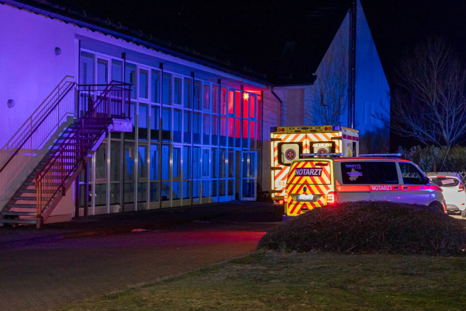 Am Dienstagabend wurden die Einsatzkräfte zu einem Betreuten Wohnen in Oelsnitz gerufen.