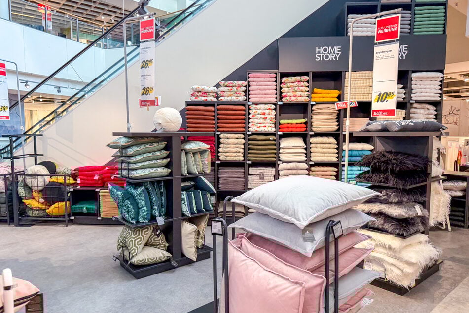 Wer neue Sachen für den Haushalt braucht, sollte jetzt ganz schnell zu Höffner