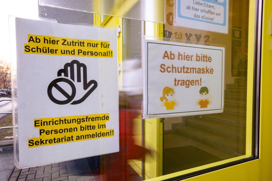 In mehreren Thüringer Regionen nimmt die Anzahl der Corona-Fälle wieder zu. (Symbolfoto)