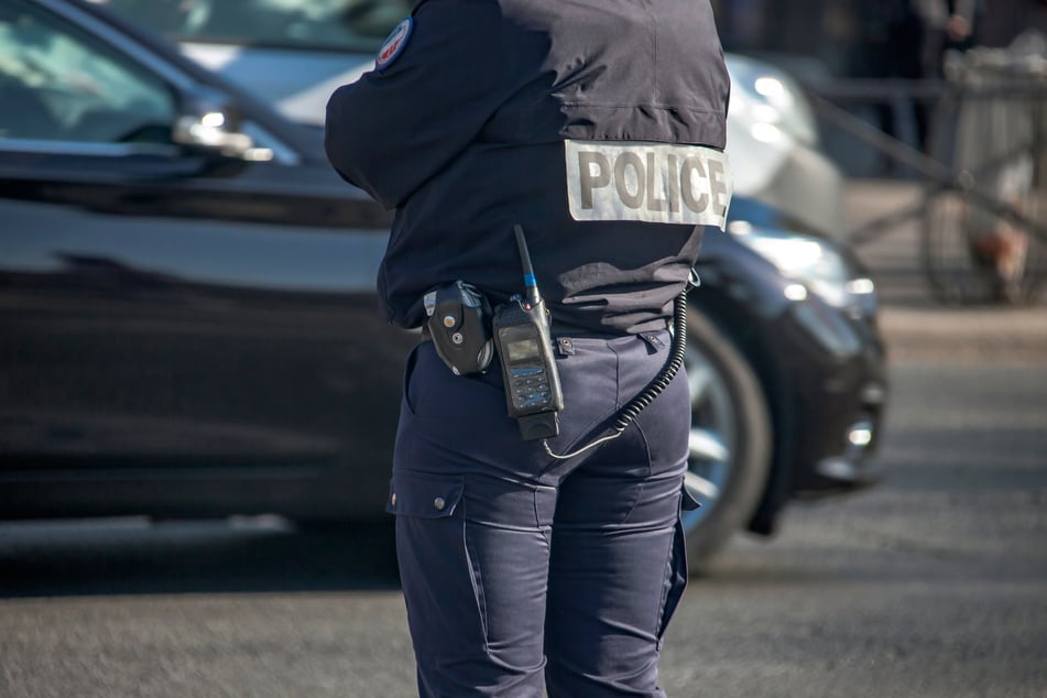 Beamte der französischen "Brigade anti-criminalité" fanden den Entführten im Kofferraum. (Symbolbild)