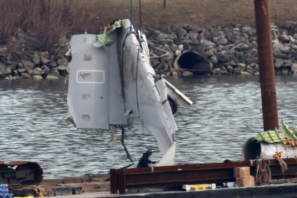 The US government has admitted legal liability for the deadly collision between a military helicopter and a passenger plane outside Washington DC in January.
