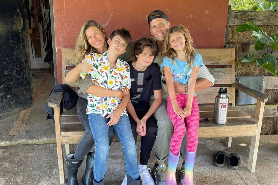 Tom Brady posted a picture with supermodel wife Gisele and children on Family Day with the caption "luckiest dad in the world."