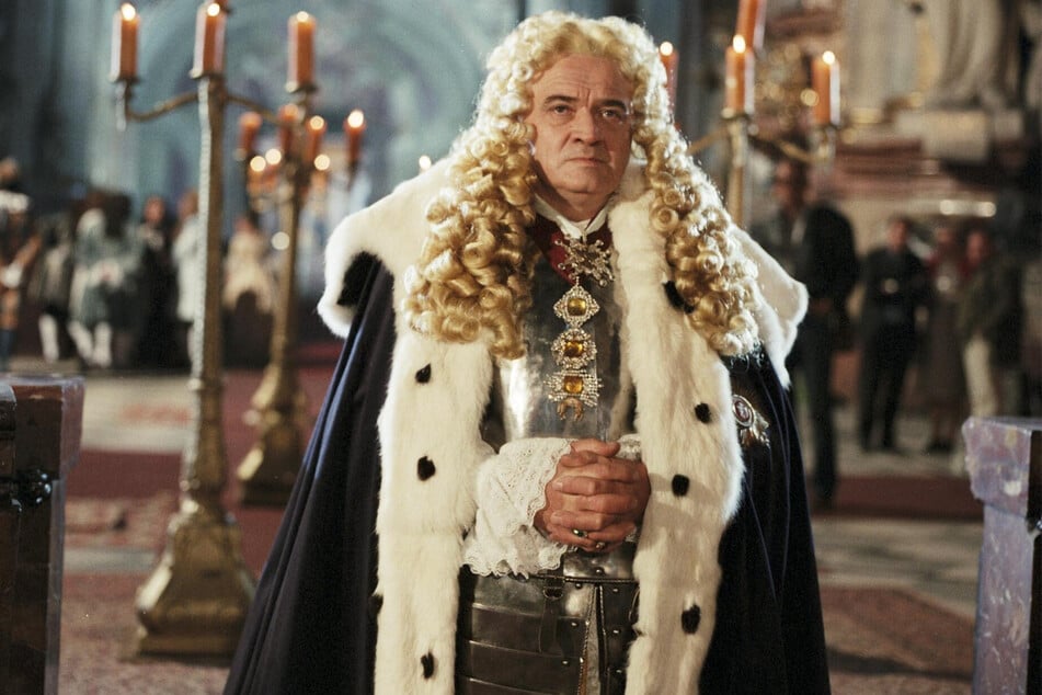 Dietrich Körner als August III in der DDR-Serie "Sachsen Glanz und Preußens Gloria".