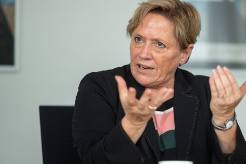 Baden-Württembergs Kultusministerin Susanne Eisenmann (56, CDU) bei einem Interview.