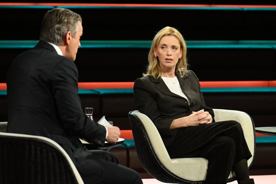 Die Bundesbildungsministerin Karin Prien (60, CDU) verteidigte die Äußerungen des Bundeskanzlers.
