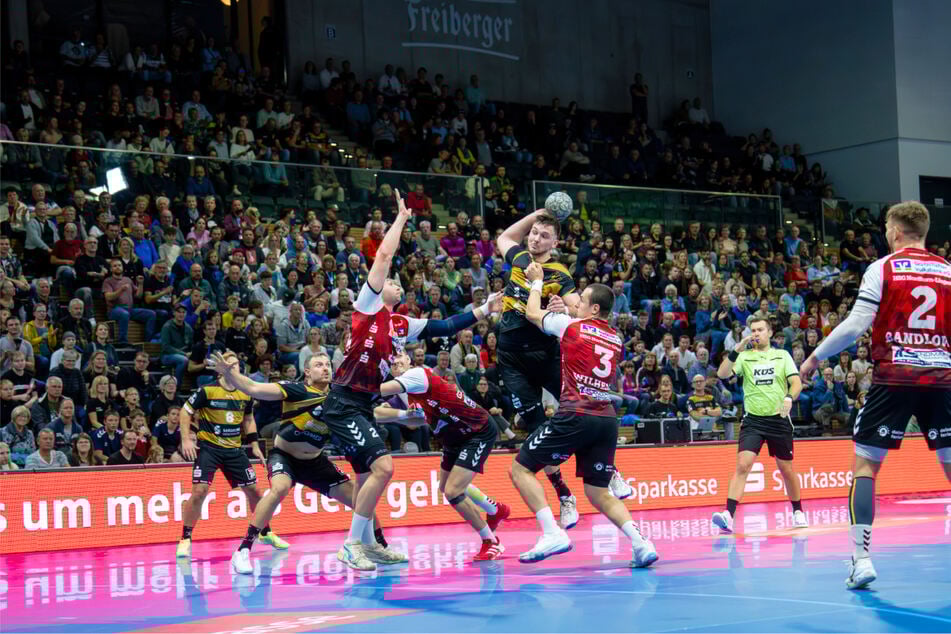 Das letzte Heimspiel am Sonntag (21.12.) zwischen dem HC Elbflorenz und dem TV Großwallstadt verspricht nochmal Spannung.