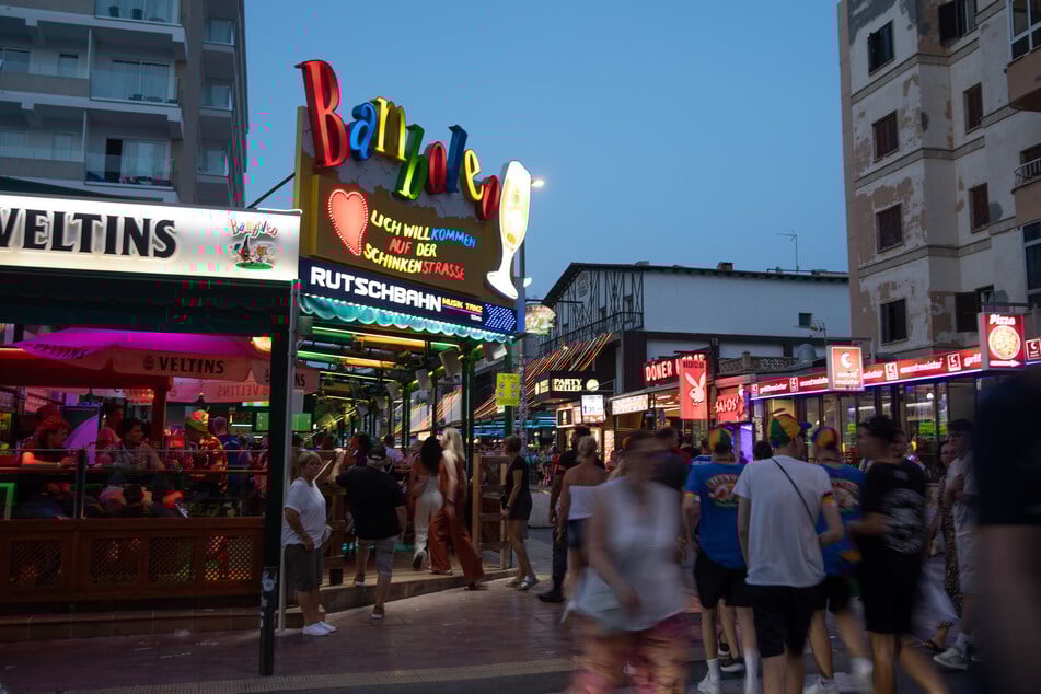 Urlaub auf Malle ausgeartet: Ein Polizist aus Essen muss nun tief in die Tasche greifen. (Symbolfoto)