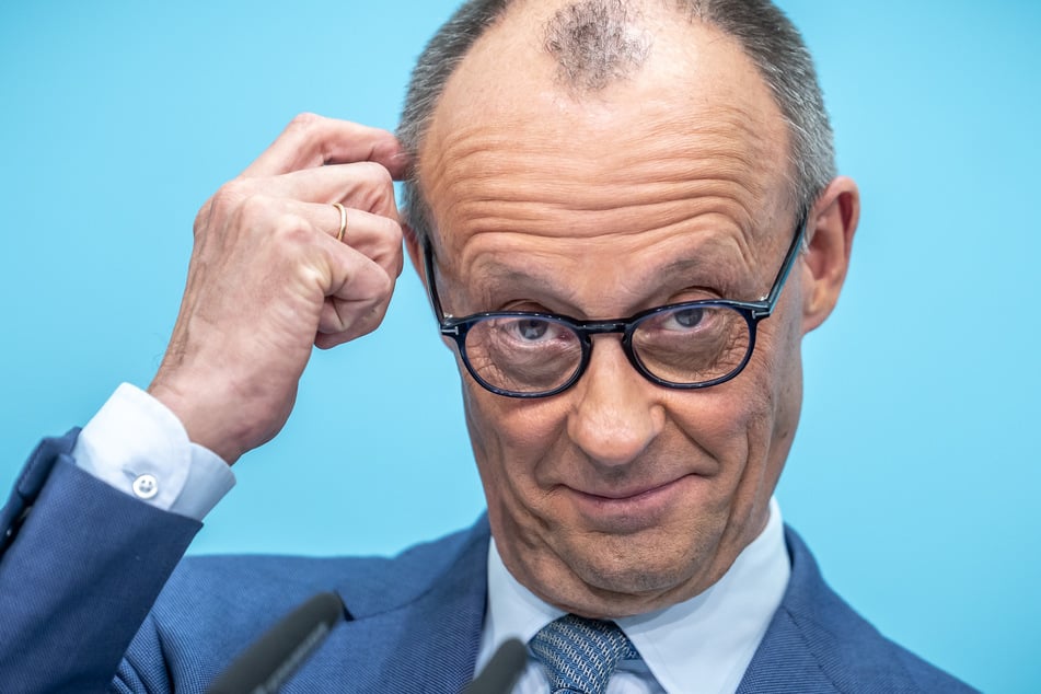 Bundeskanzler Friedrich Merz (CDU, 70) wird für seine jüngsten Aussagen scharf kritisiert.