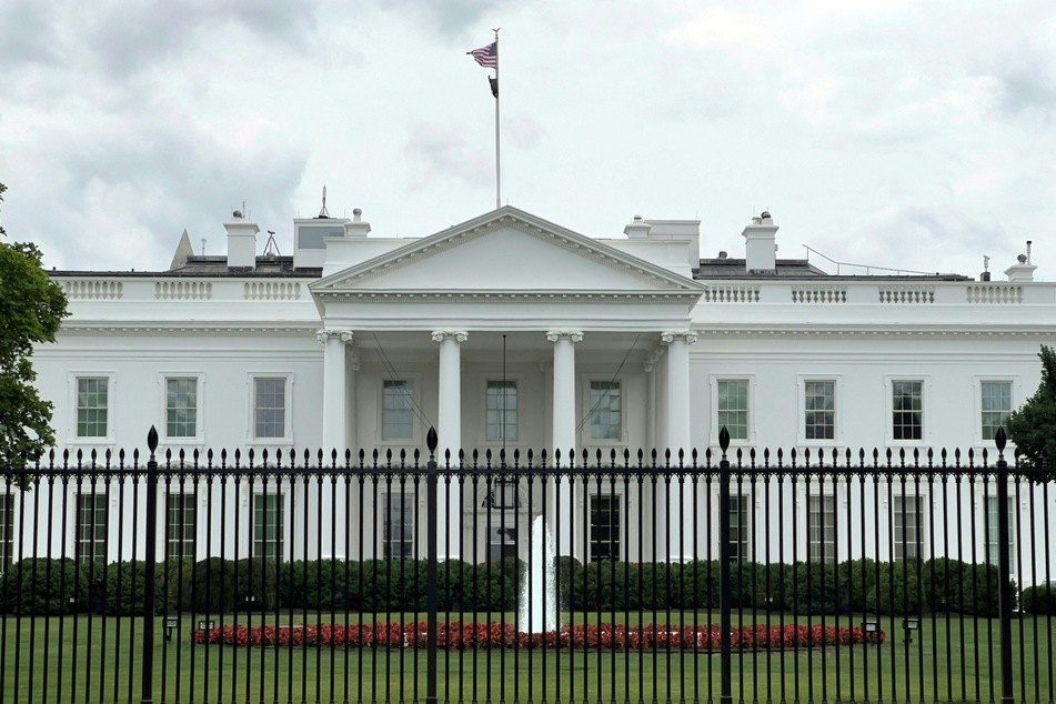A Missouri man who crashed a truck into the White House fence and waved a Nazi flag in 2020 has pleaded guilty.