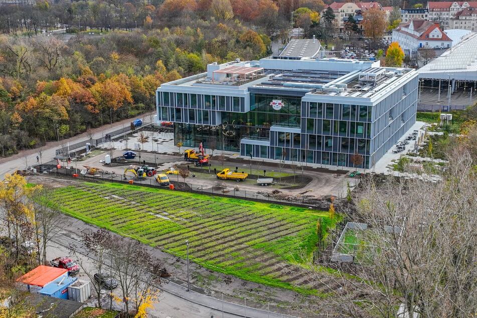 Nur wenige Meter vom Trainingszentrum am Cottaweg entfernt, befindet sich das neue Gebäude.