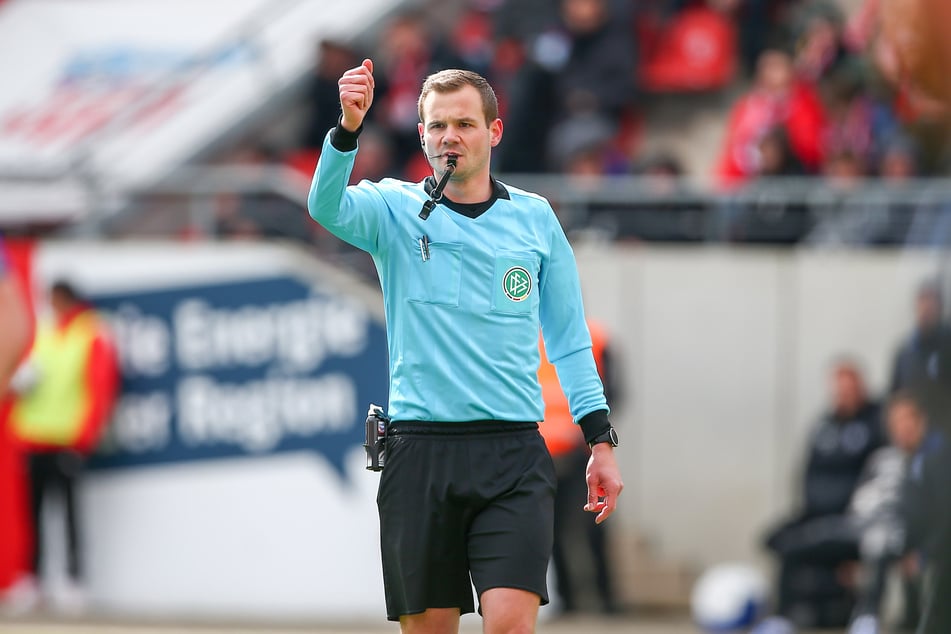 Robin Braun leitet das Spiel gegen Dynamo Dresden und die SV Elversberg.