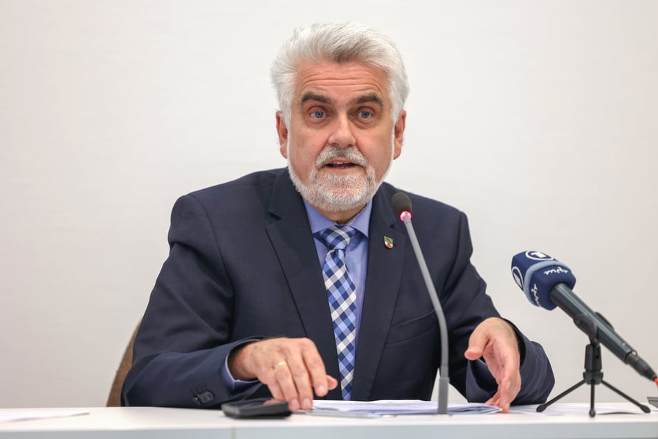 Armin Willingmann (63, SPD), ist Minister für Wissenschaft, Energie, Klimaschutz und Umwelt in Sachsen-Anhalt. (Archivfoto)